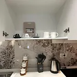 Noema Apartment